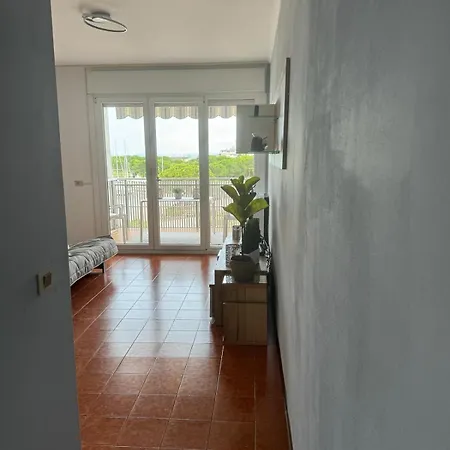 Apartment Aprillia Marittima *